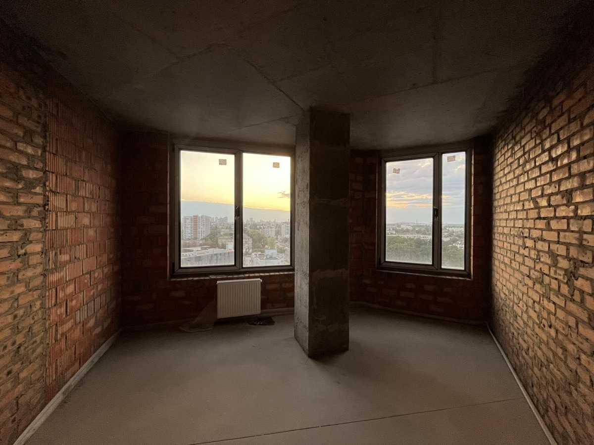 Продаж 4-кімнатної квартири 99 м², Берестейский, 67