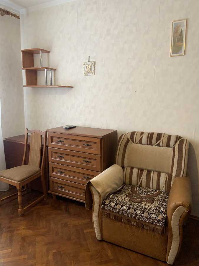 Продажа 2-комнатной квартиры 47.4 м², Ильичевская ул., Александрийская, 10