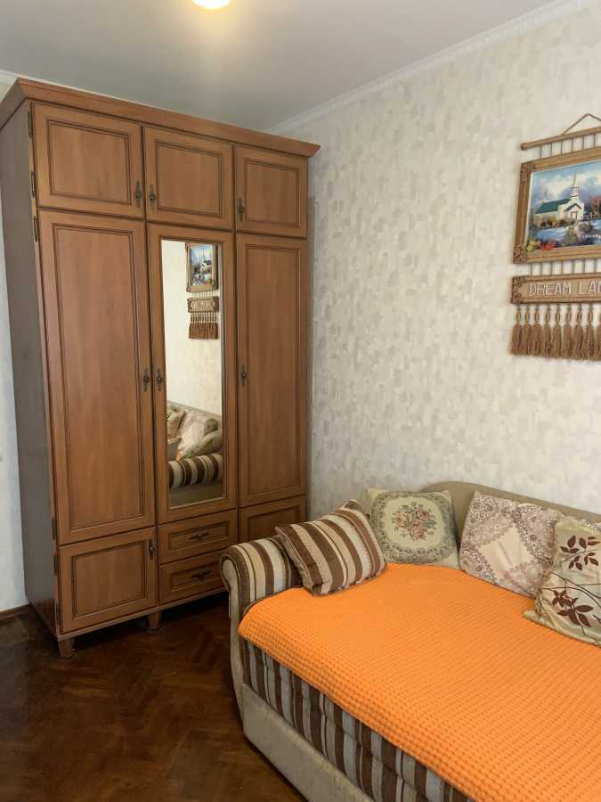 Продажа 2-комнатной квартиры 47.4 м², Ильичевская ул., Александрийская, 10