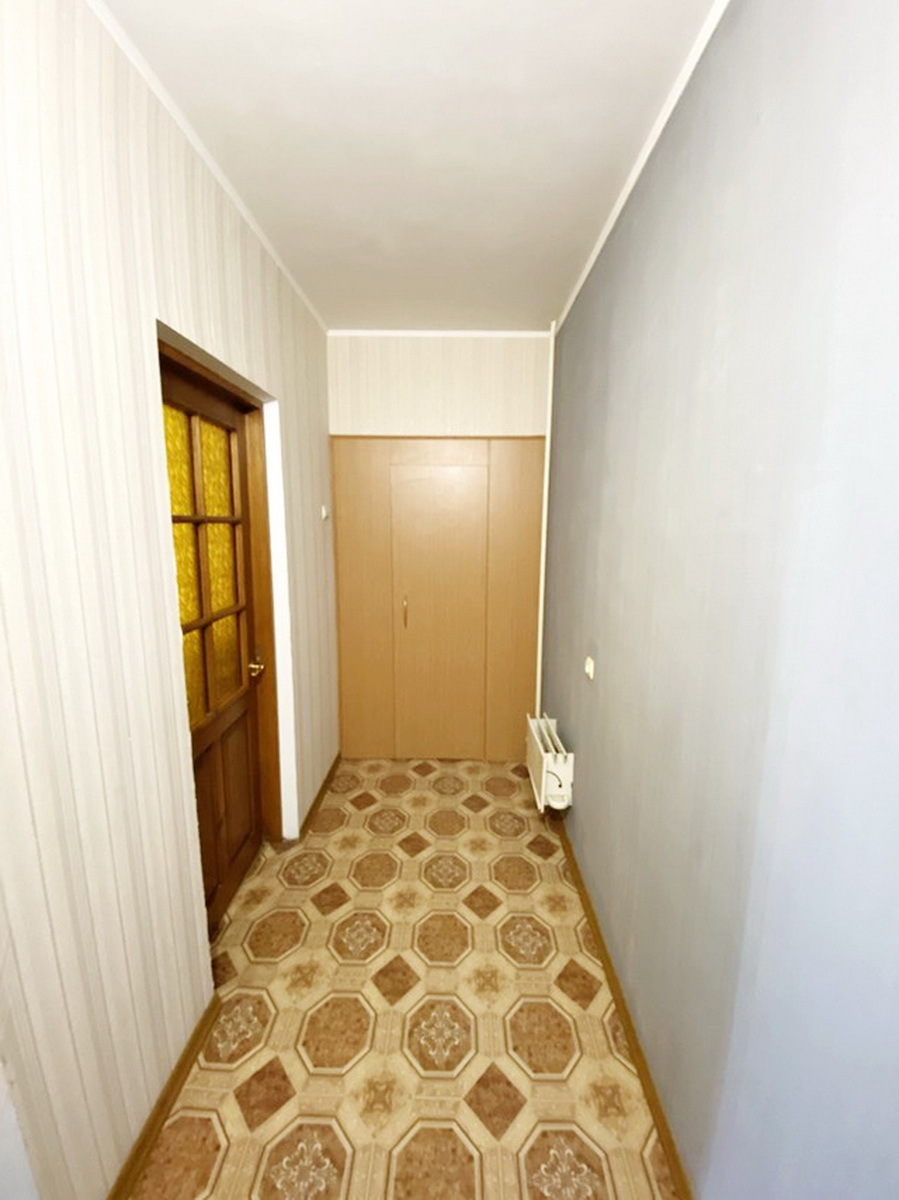 Продажа 1-комнатной квартиры 42.2 м², Лазурная ул.