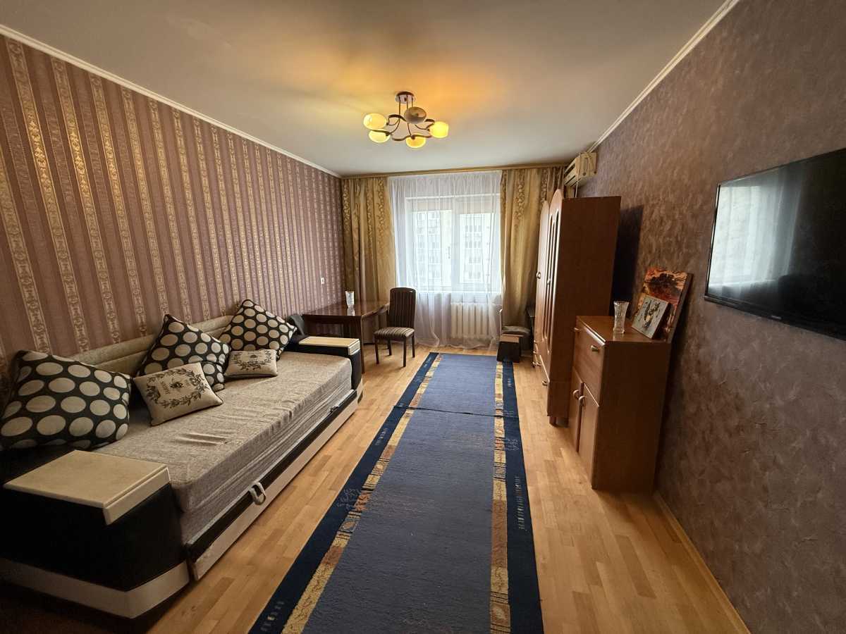 Аренда 1-комнатной квартиры 43.2 м², Николая Закревского ул., 97