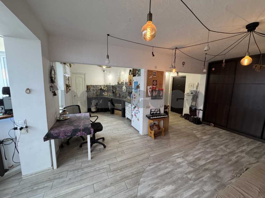 Продажа 4-комнатной квартиры 85 м², Оноре Де Бальзака ул., 4А