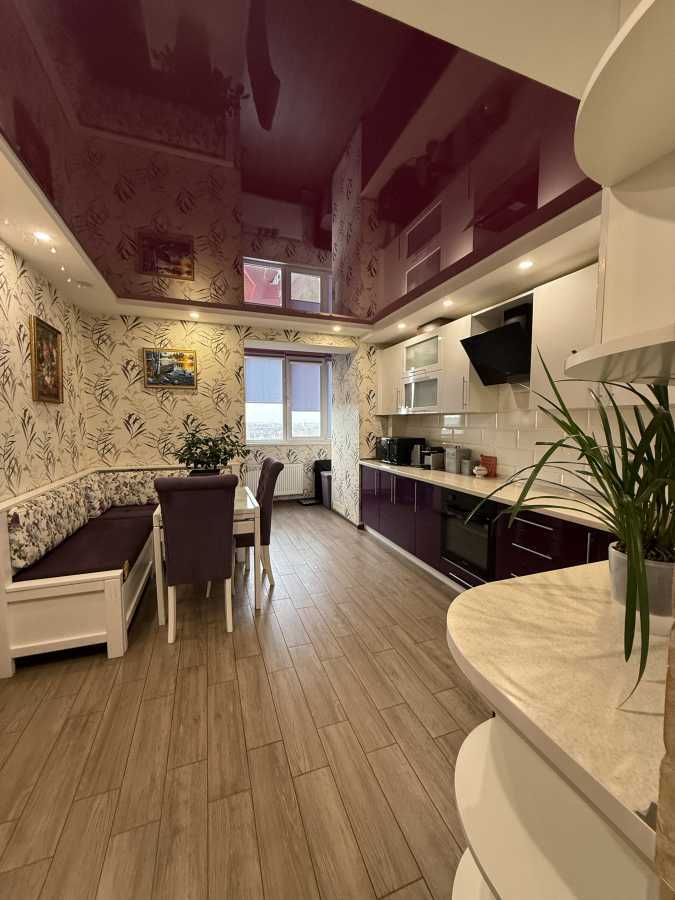 Продаж 1-кімнатної квартири 43 м², Яблунева вул., 5В