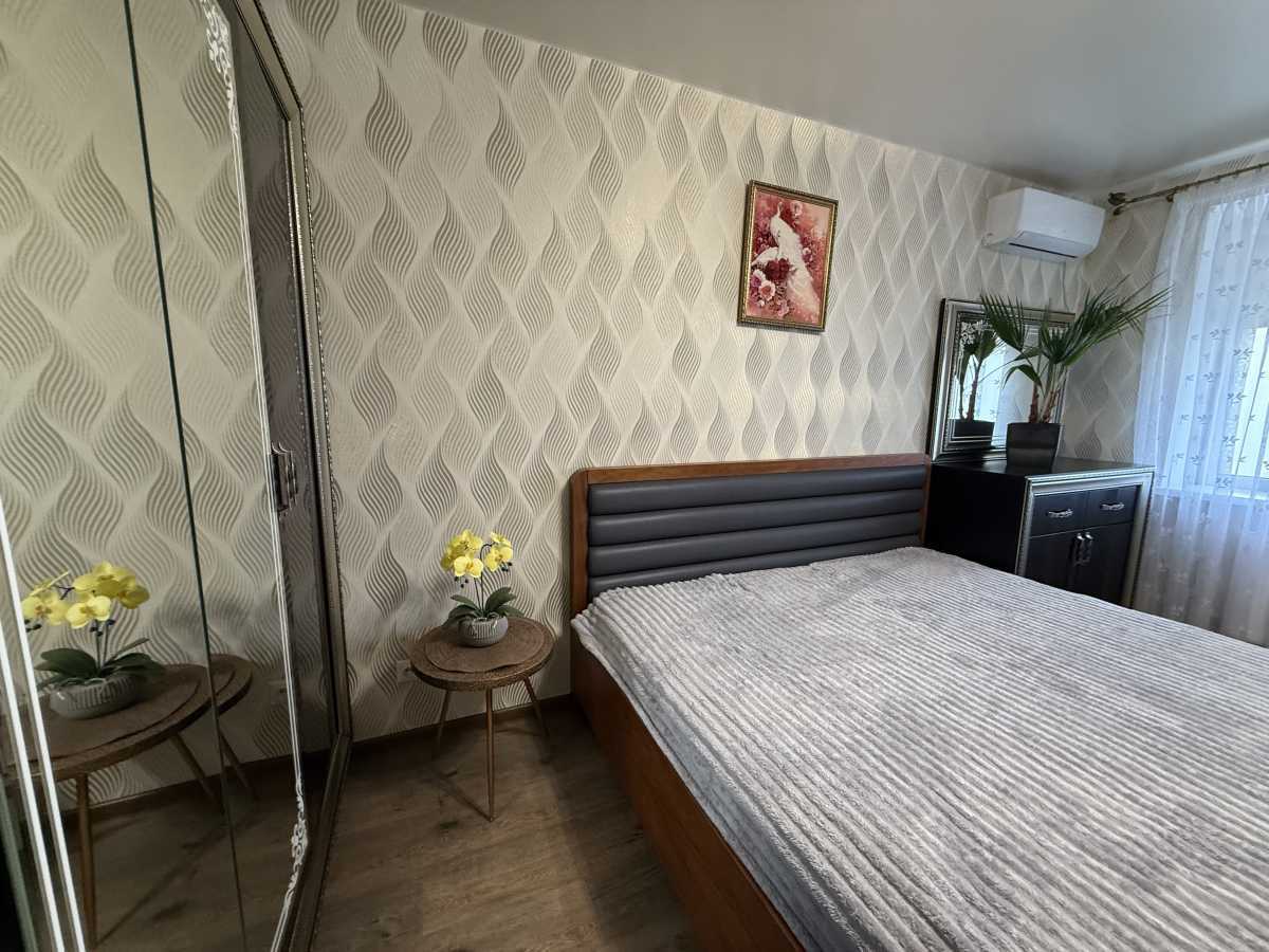 Продаж 1-кімнатної квартири 43 м², Яблунева вул., 5В