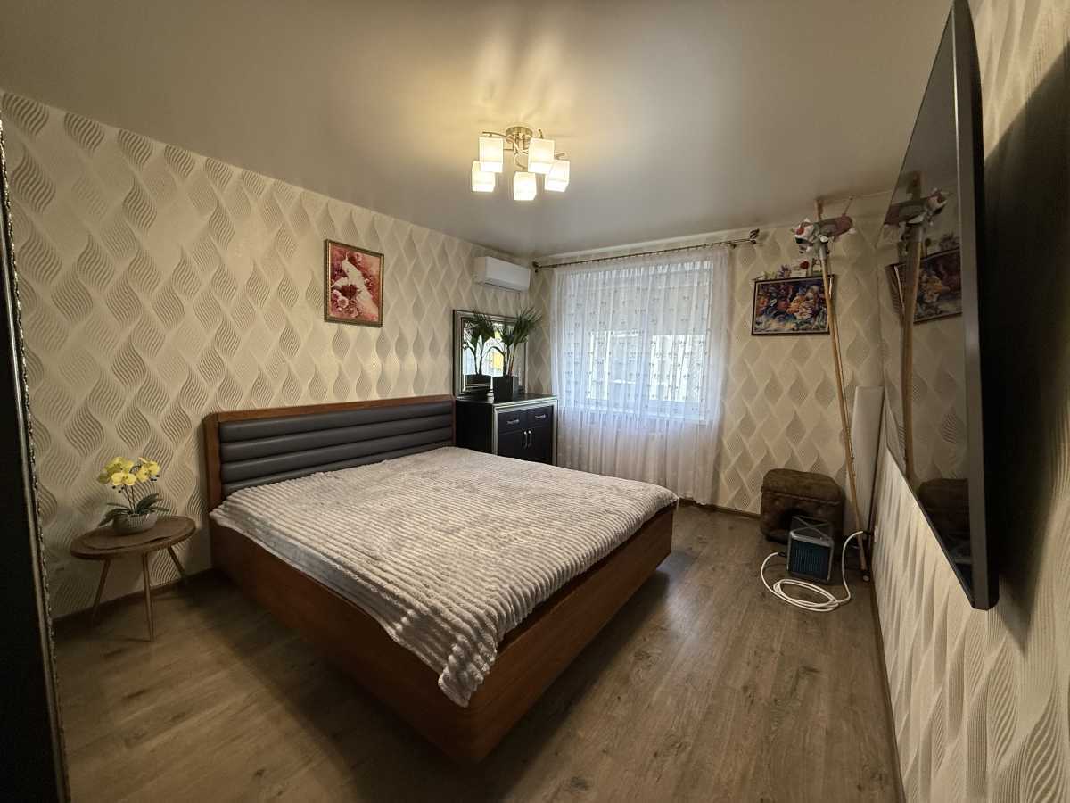 Продаж 1-кімнатної квартири 43 м², Яблунева вул., 5В