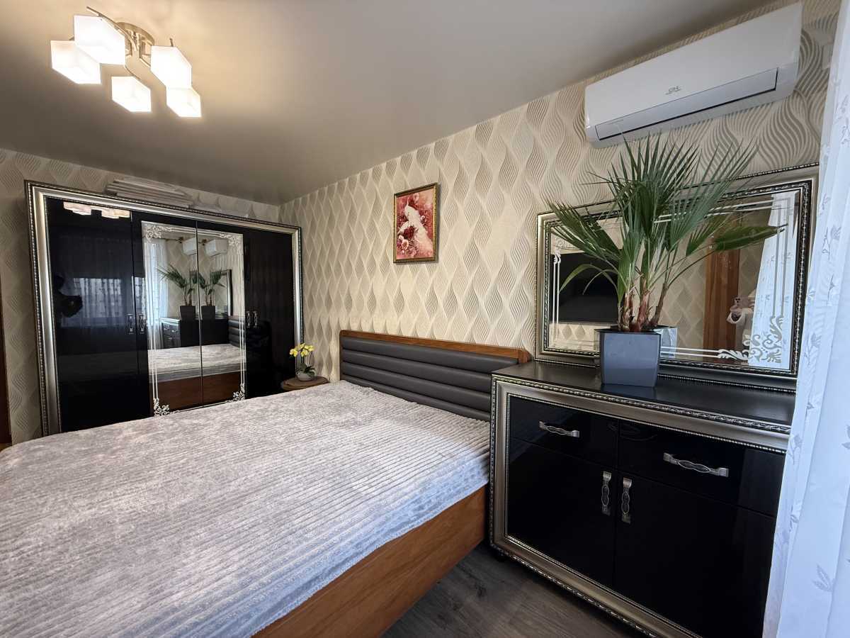 Продаж 1-кімнатної квартири 43 м², Яблунева вул., 5В