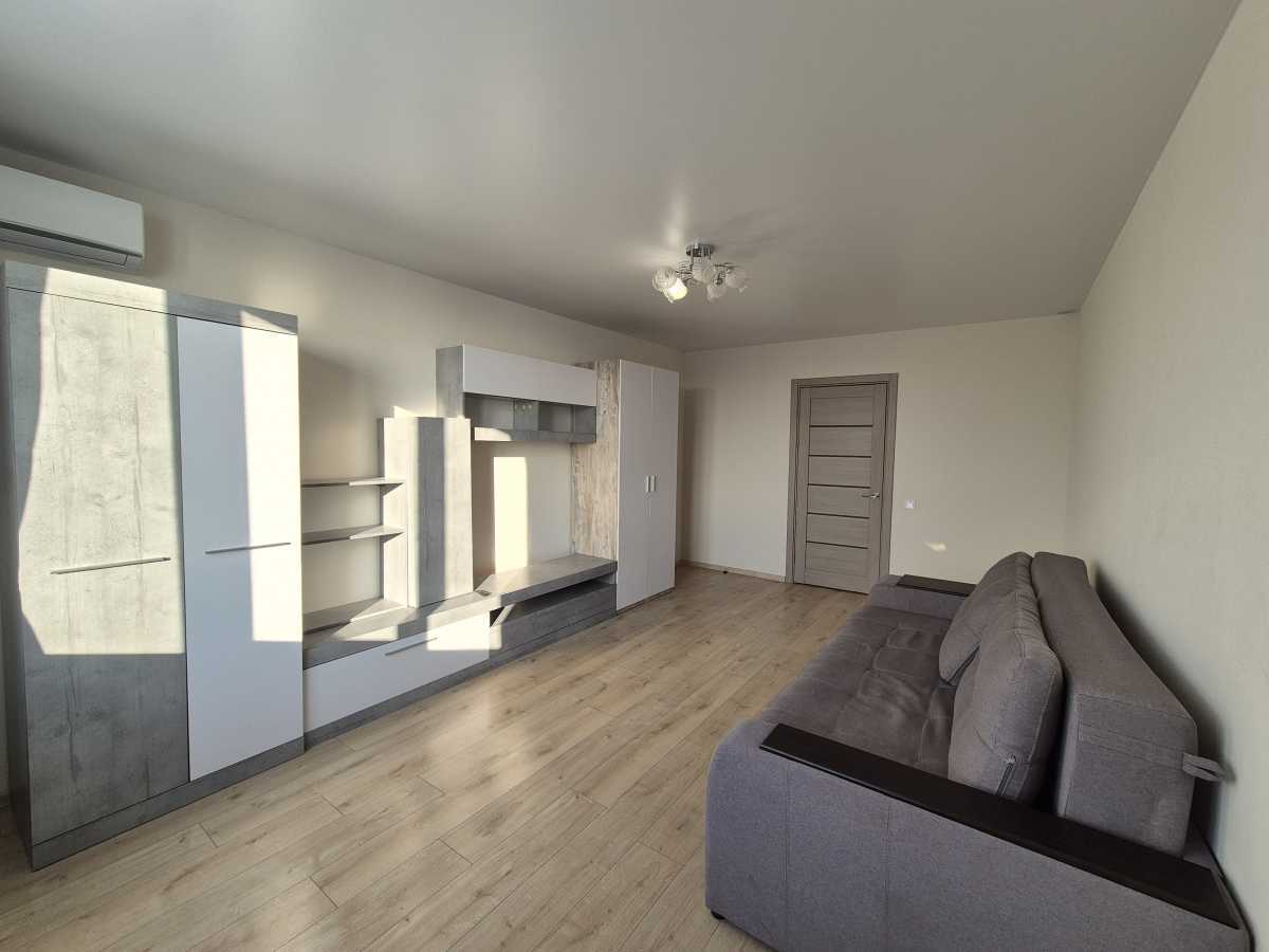 Оренда 2-кімнатної квартири 71 м², Академіка Глушкова просп., 101