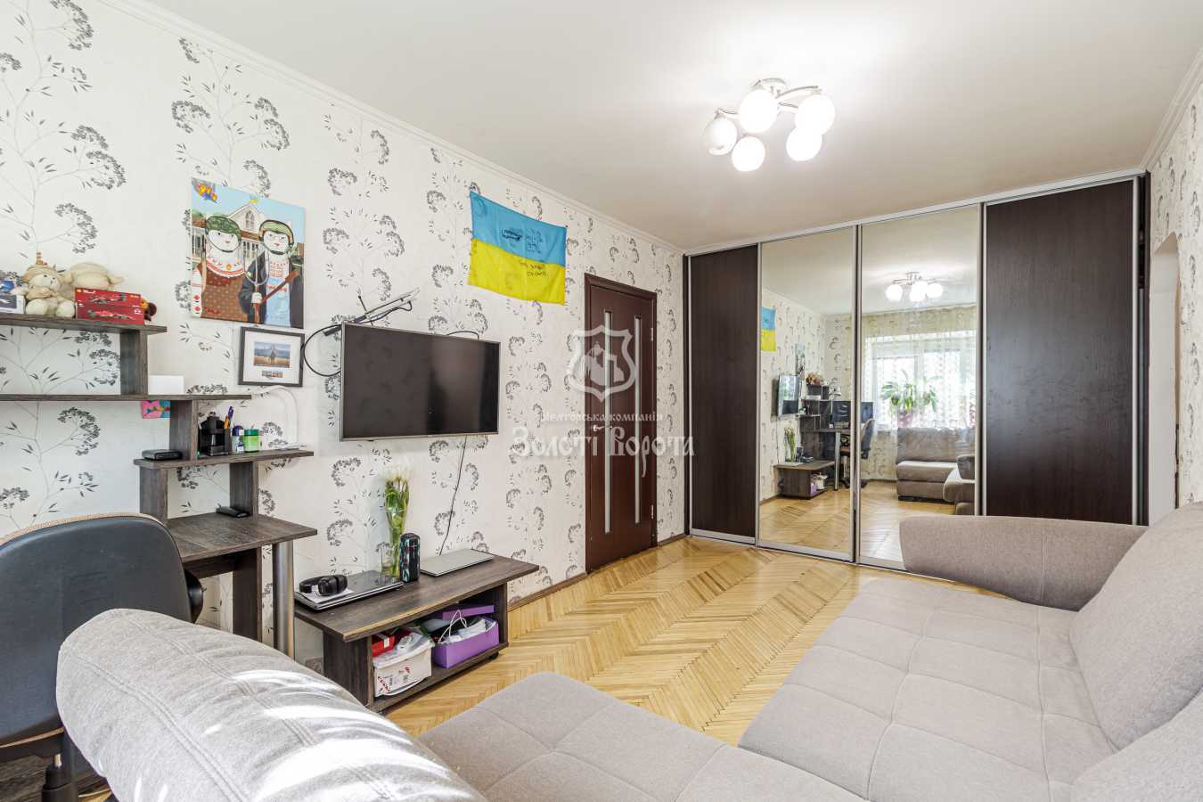 Продаж 2-кімнатної квартири 44.8 м², Олени Теліги вул., 37в