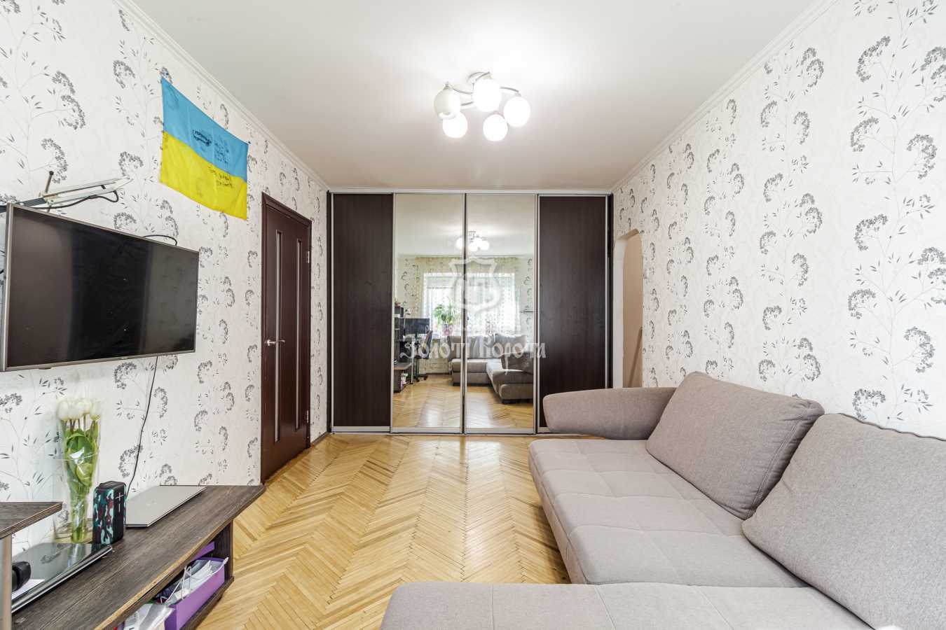 Продаж 2-кімнатної квартири 44.8 м², Олени Теліги вул., 37в