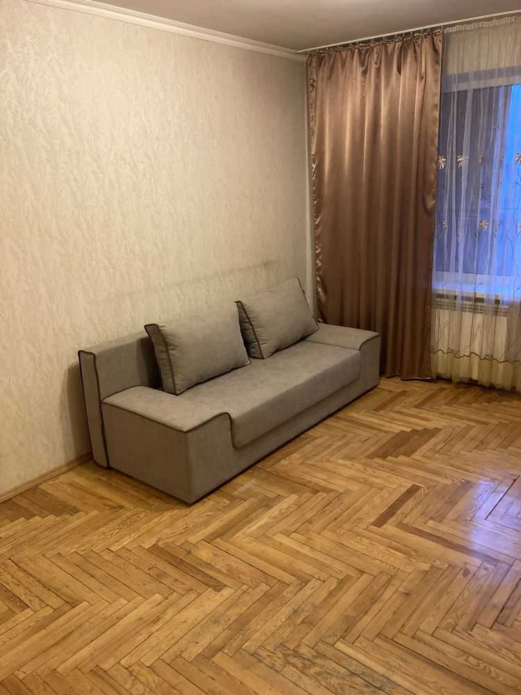 Аренда 1-комнатной квартиры 35 м², Жолудева ул., 1Б