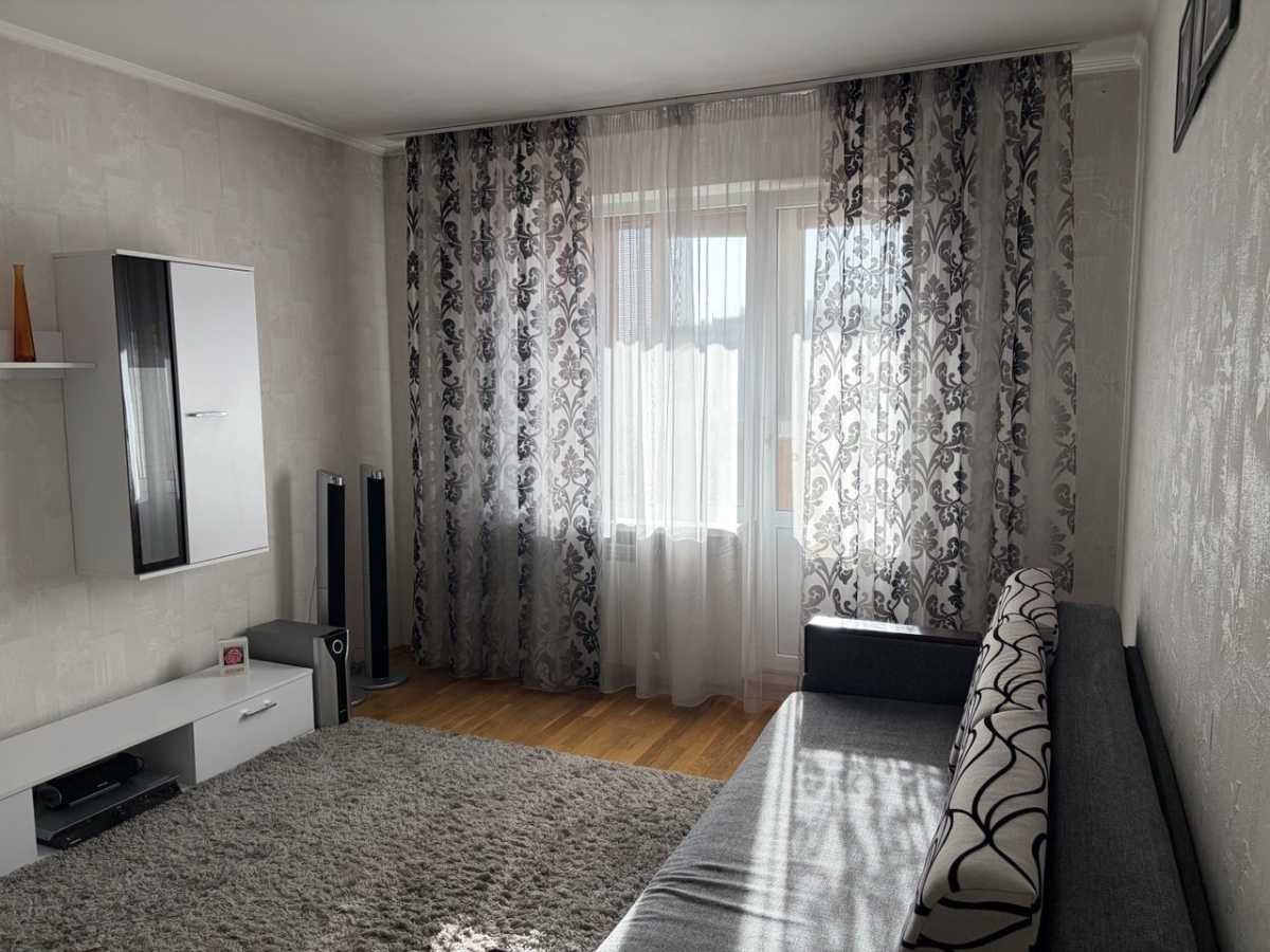 Аренда 1-комнатной квартиры 42 м², Ялтинская ул., 15