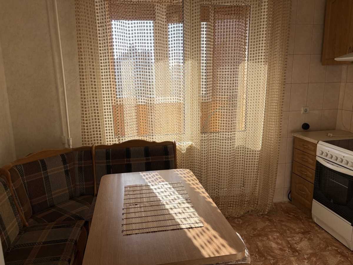 Аренда 1-комнатной квартиры 42 м², Ялтинская ул., 15