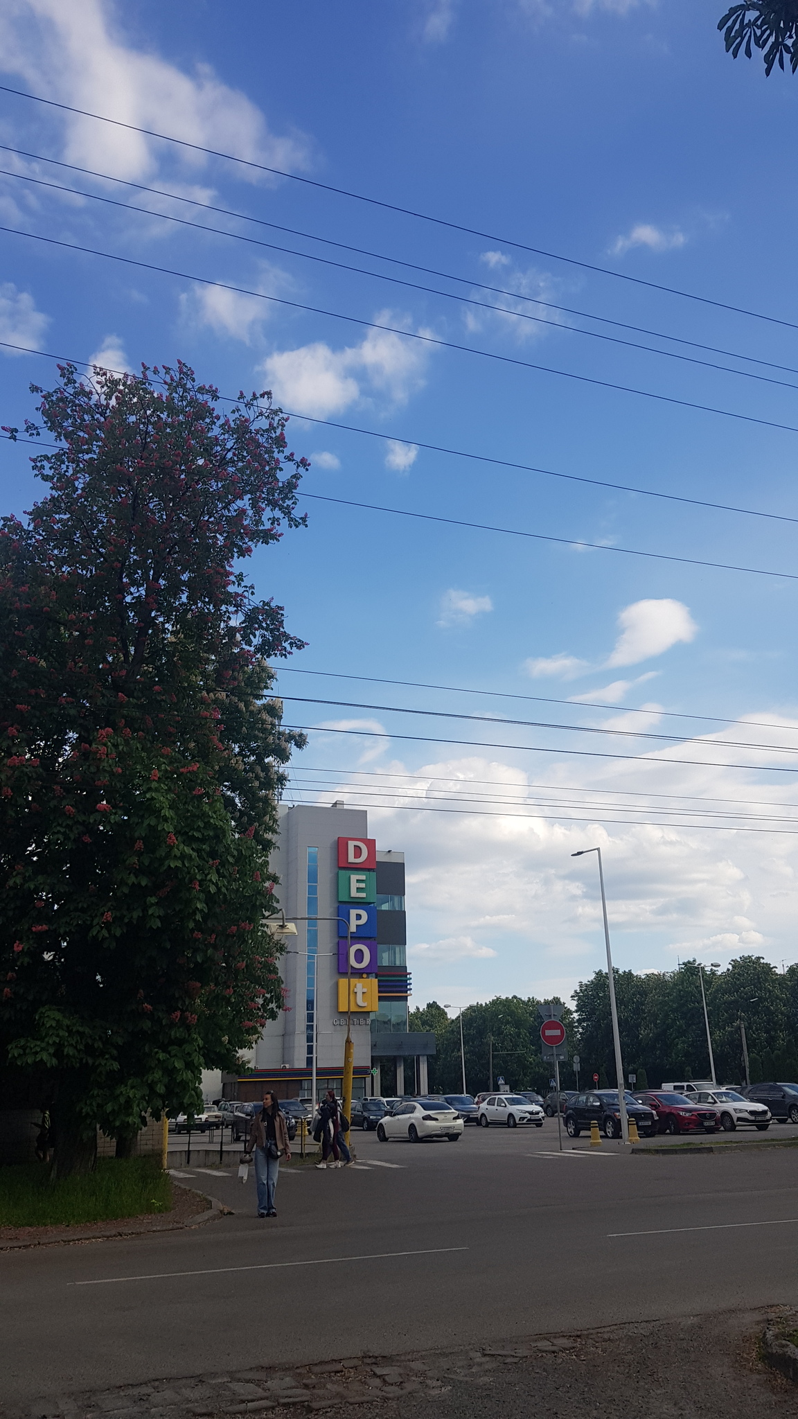 Продажа 2-комнатной квартиры 50 м², Юрия Ильенко ул., 12/2