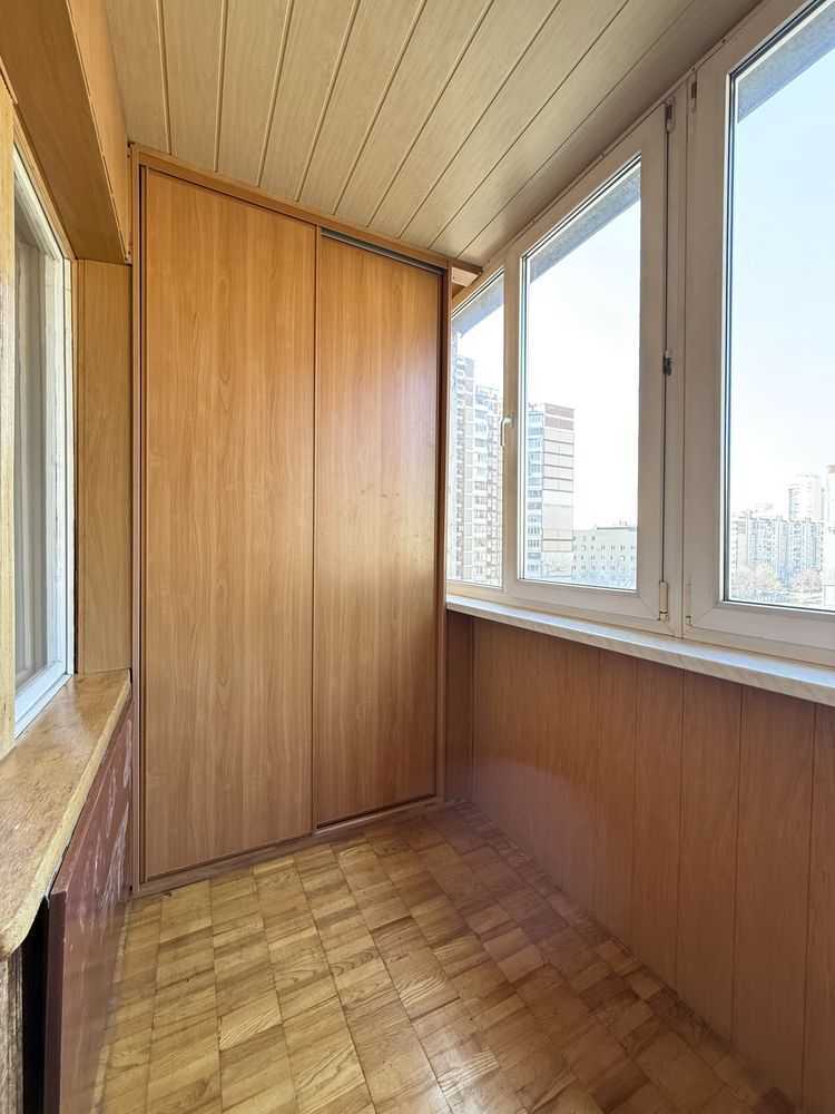 Продажа 3-комнатной квартиры 75.2 м², Владимира Маяковского просп., 79