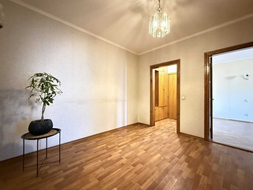 Продажа 3-комнатной квартиры 75.2 м², Владимира Маяковского просп., 79