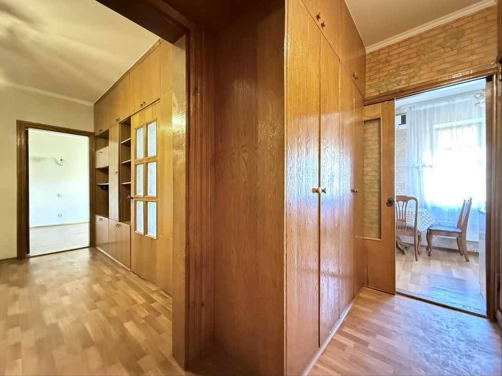 Продажа 3-комнатной квартиры 75.2 м², Владимира Маяковского просп., 79