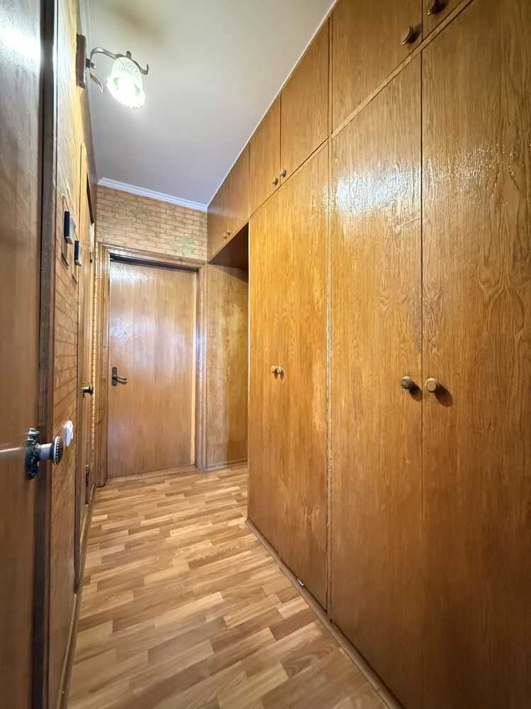 Продажа 3-комнатной квартиры 75.2 м², Владимира Маяковского просп., 79