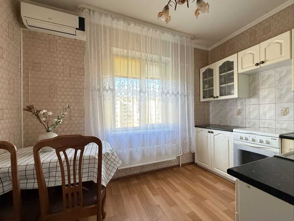 Продажа 3-комнатной квартиры 75.2 м², Владимира Маяковского просп., 79
