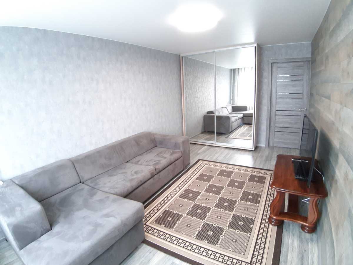 Аренда 1-комнатной квартиры 32.2 м², Оболонская пл., 1