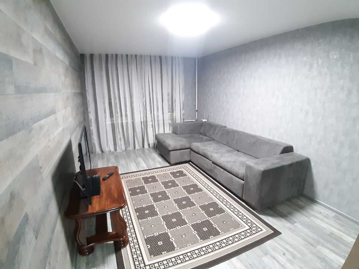 Аренда 1-комнатной квартиры 32.2 м², Оболонская пл., 1