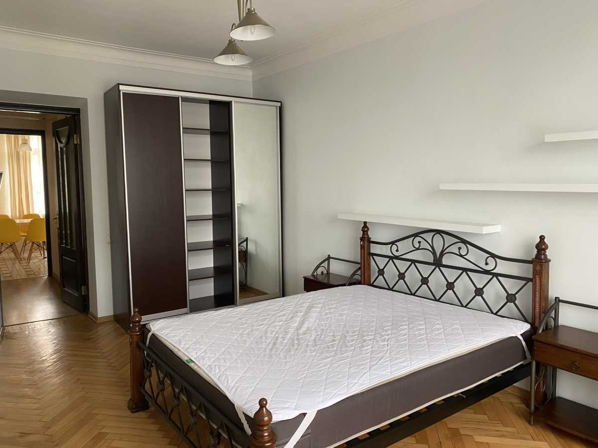 Аренда 3-комнатной квартиры 90 м², Мельникова, 6
