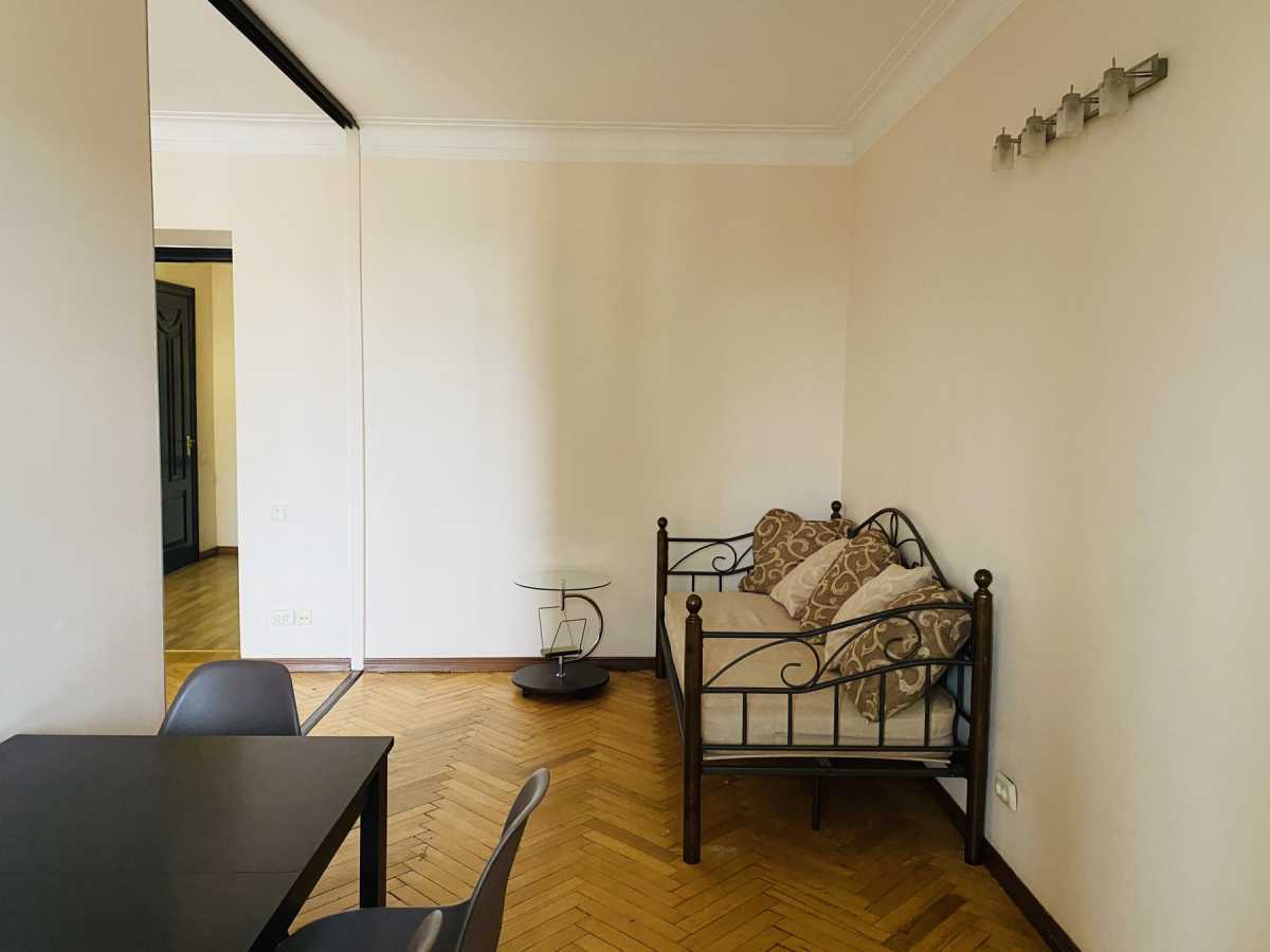 Аренда 3-комнатной квартиры 90 м², Мельникова, 6