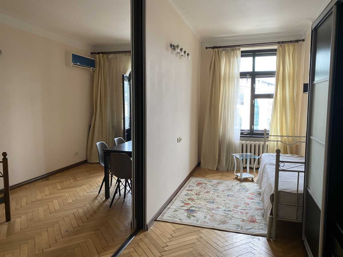 Аренда 3-комнатной квартиры 90 м², Мельникова, 6