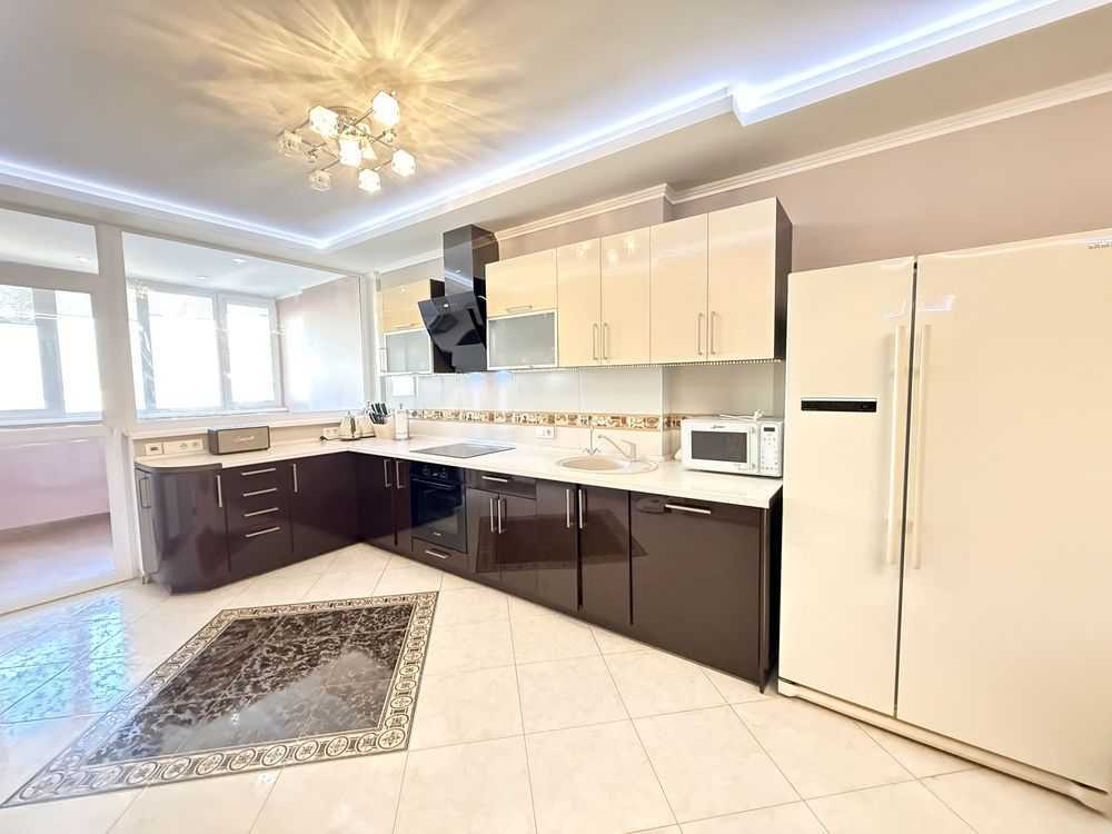 Продажа 2-комнатной квартиры 87.9 м², Валерия Лобановского просп., 4Г