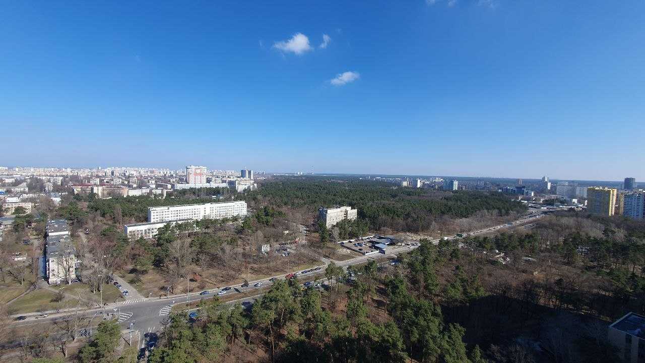 Продаж 3-кімнатної квартири 91 м², Воскресенська вул., 18