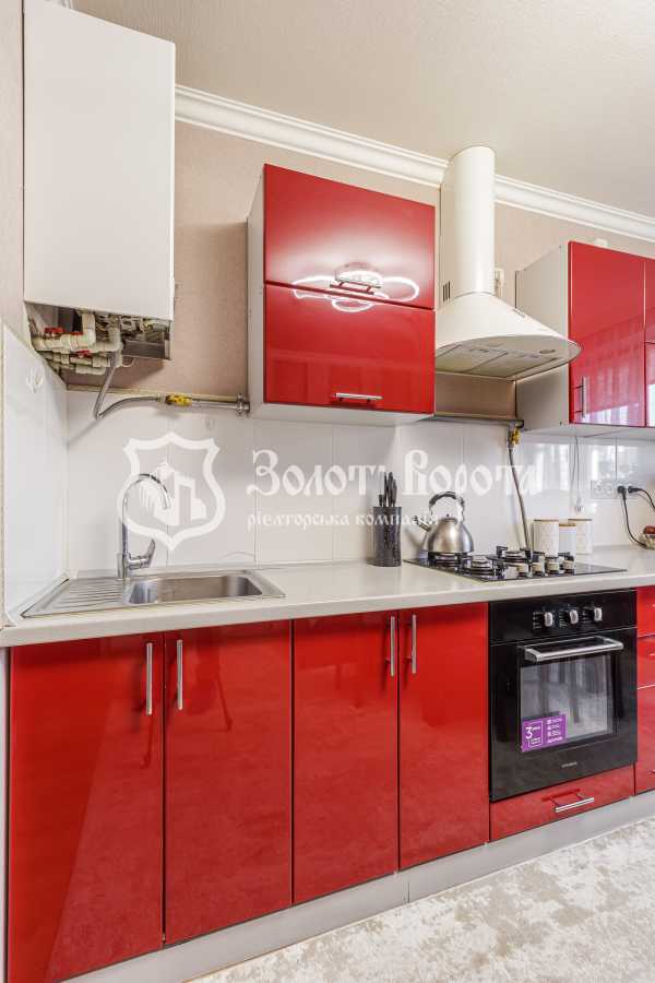 Продаж 2-кімнатної квартири 43.5 м², Оксамитова, 1б