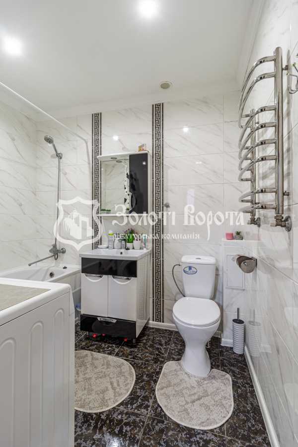 Продаж 2-кімнатної квартири 43.5 м², Оксамитова, 1б