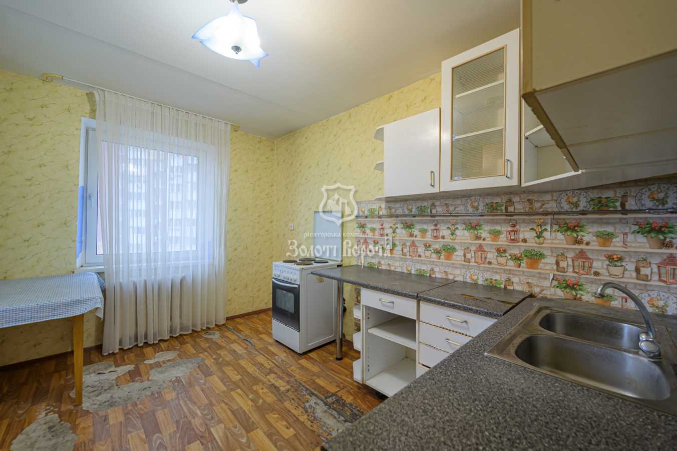 Продаж 3-кімнатної квартири 100 м², Милославська, 12а