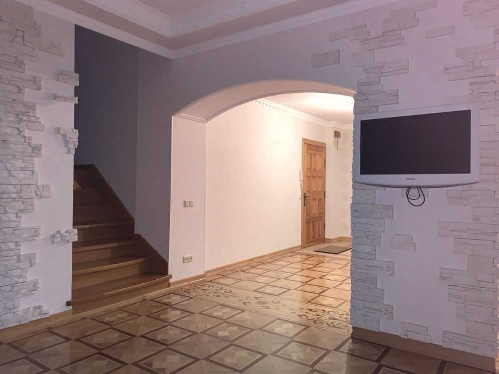 Продажа 3-комнатной квартиры 181 м², Партизанский 2-й пер.