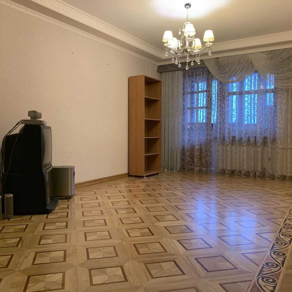 Продажа 3-комнатной квартиры 181 м², Партизанский 2-й пер.
