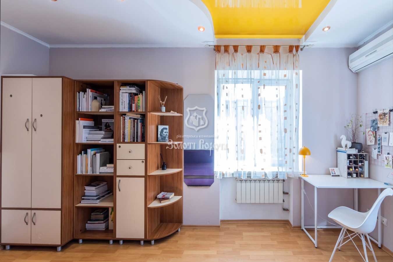 Продаж 3-кімнатної квартири 89.7 м², Садова вул., 7б