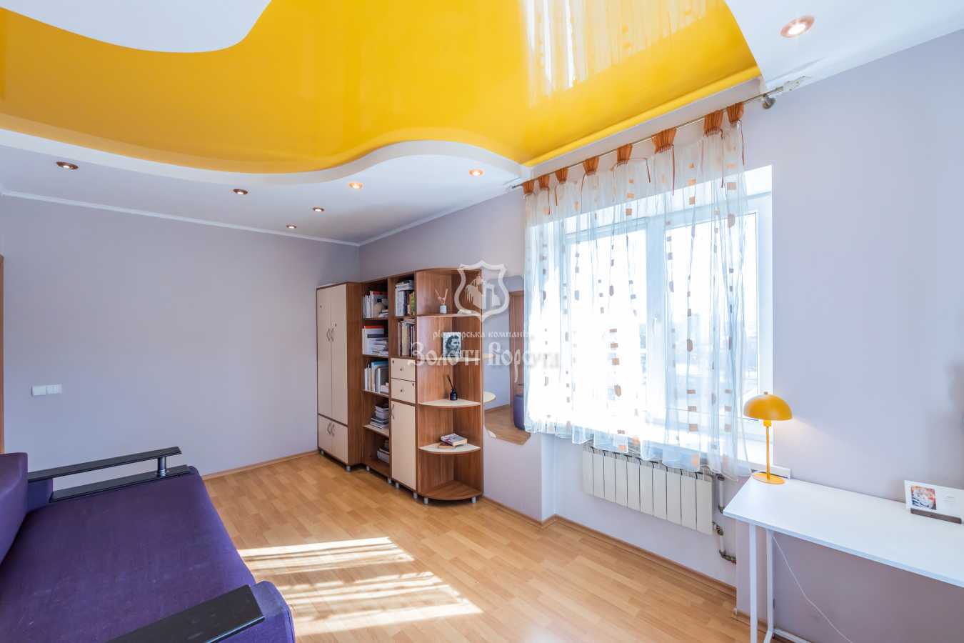 Продаж 3-кімнатної квартири 89.7 м², Садова вул., 7б
