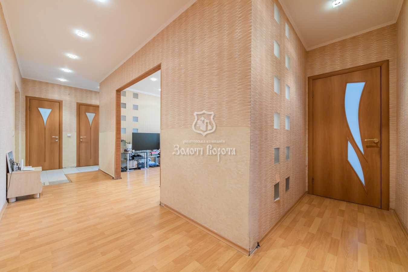 Продаж 3-кімнатної квартири 89.7 м², Садова вул., 7б