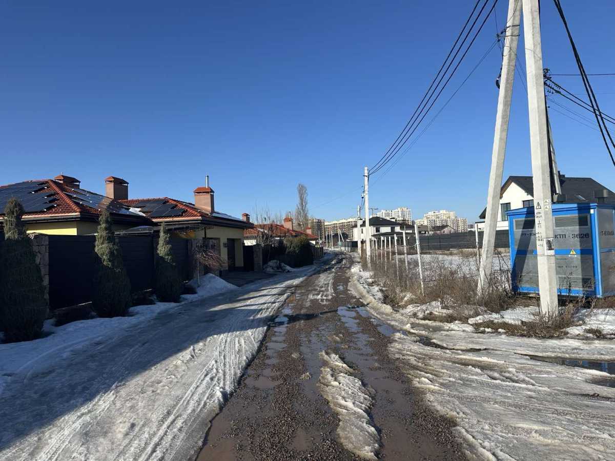 Продажа участка под индивидуальное жилое строительство 20 соток, Виноградная ул.