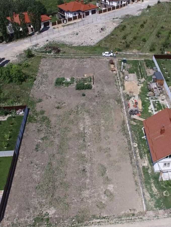 Продажа участка под индивидуальное жилое строительство 20 соток, Виноградная ул.