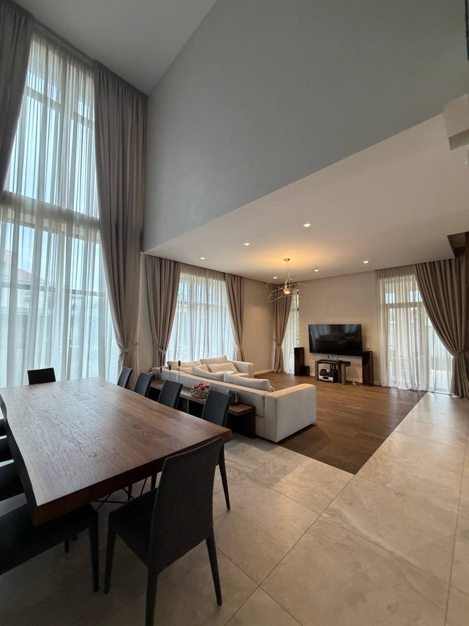 Продажа дома 450 м²