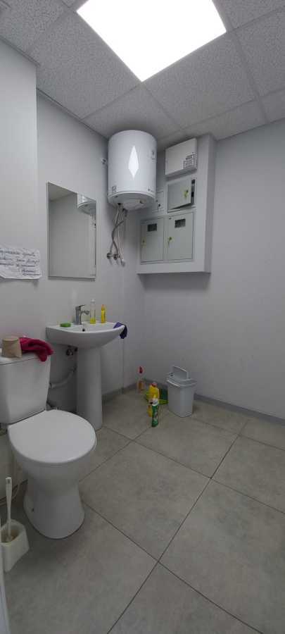 Продажа офиса 156.5 м², Александра Мишуги ул., 10