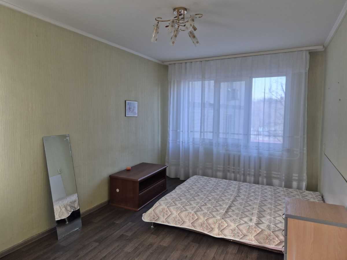 Аренда 3-комнатной квартиры 72 м², Генерала Наумова ул., 31А