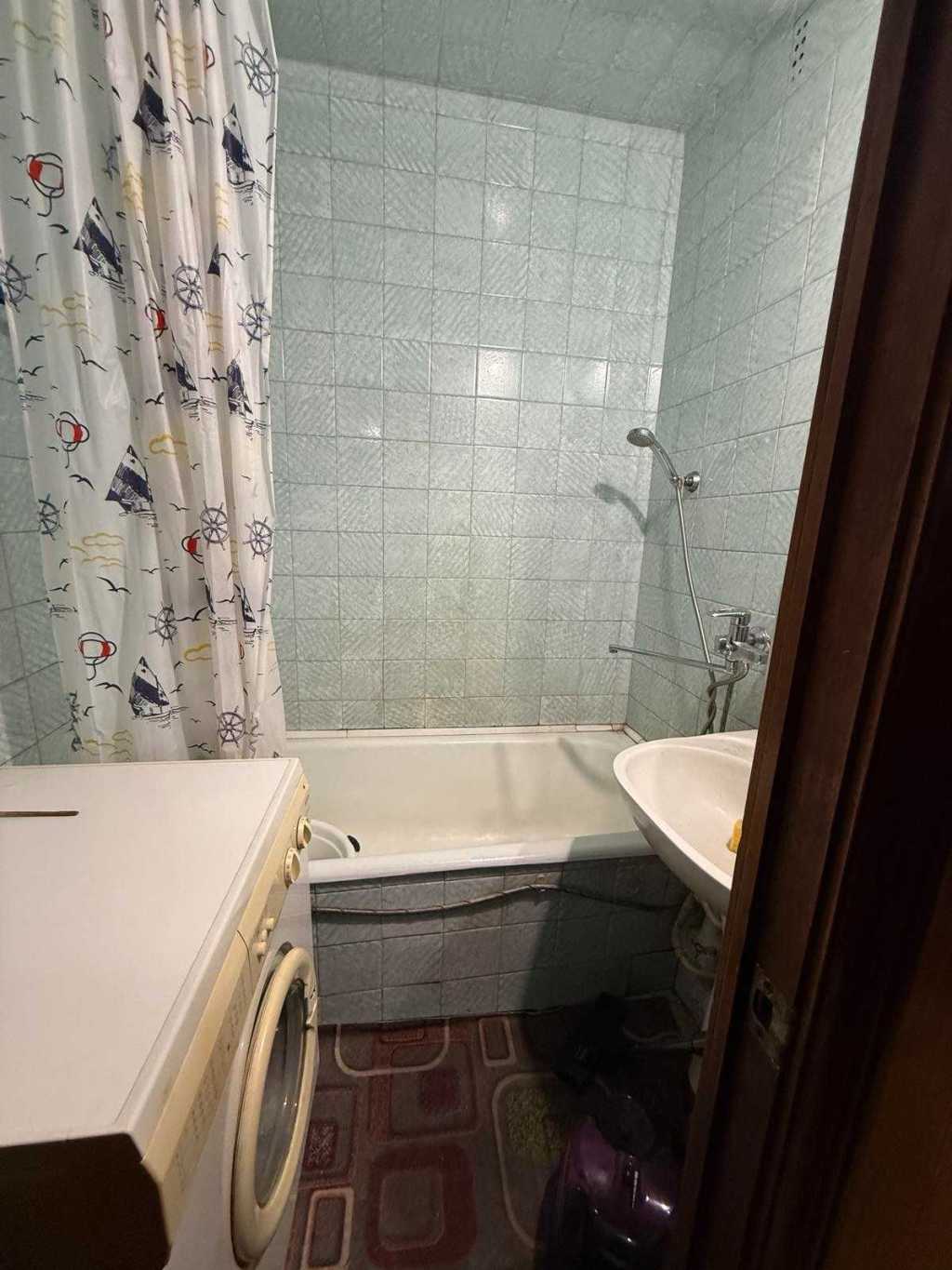 Продажа 2-комнатной квартиры 52 м², Люстдофская, 13