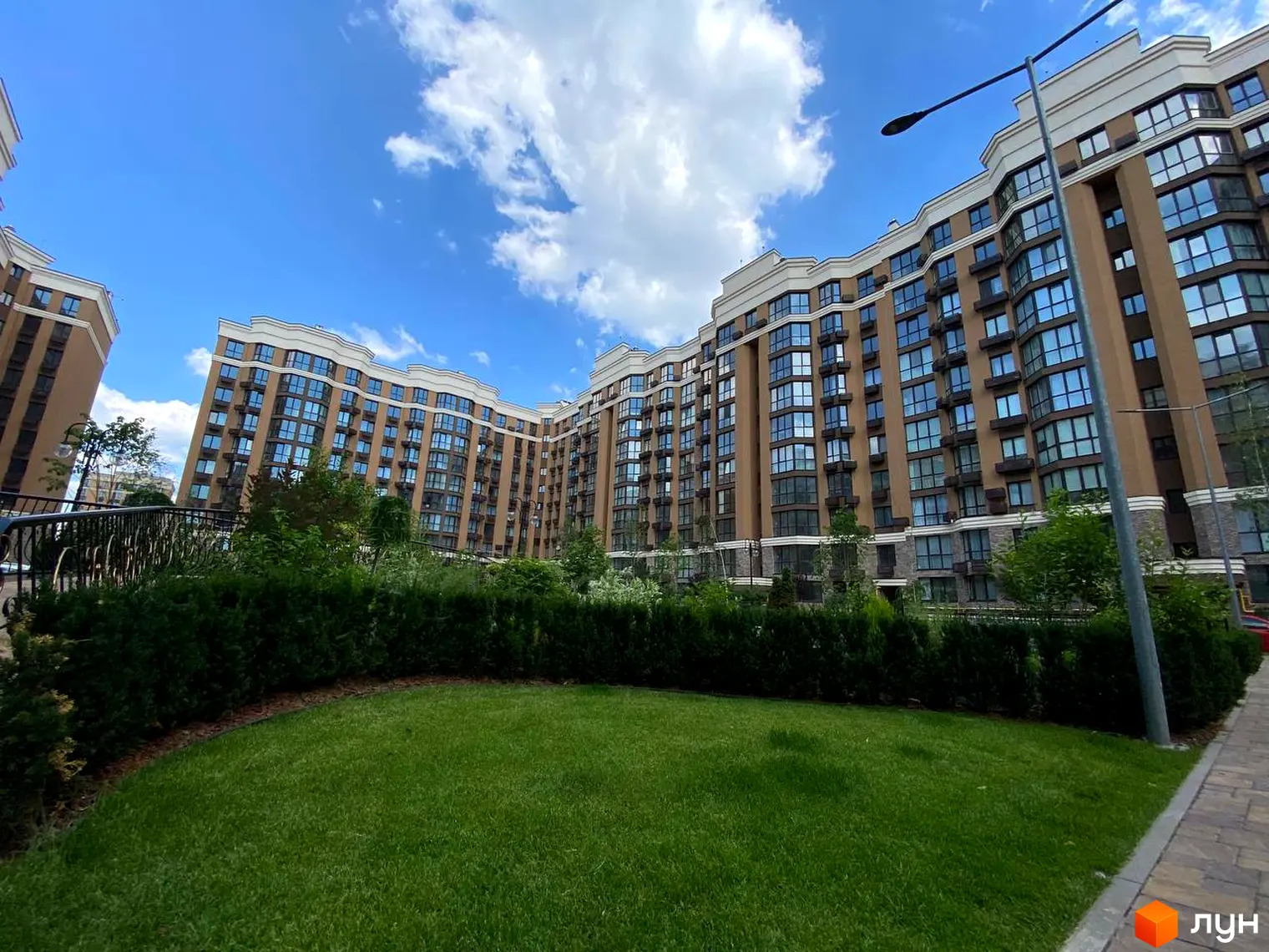 Продаж 1-кімнатної квартири 34 м², ЖК Sofia Nova, Будинок 5 (Миру, 10)