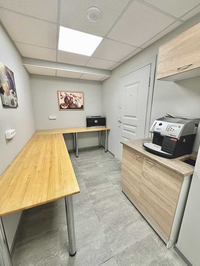 Аренда офиса 12 м², Саперно-Слободская ул., 8