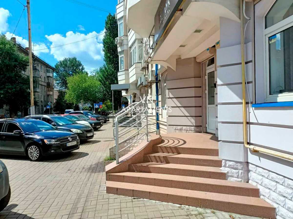 Аренда помещения свободного назначения 90 м², Туровская ул.