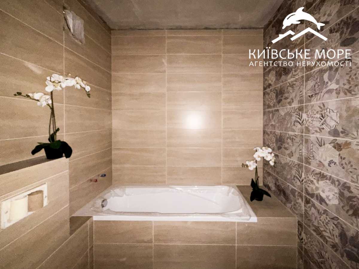 Продаж 2-кімнатної квартири 68 м², Євгена Сверстюка вул., 6Г