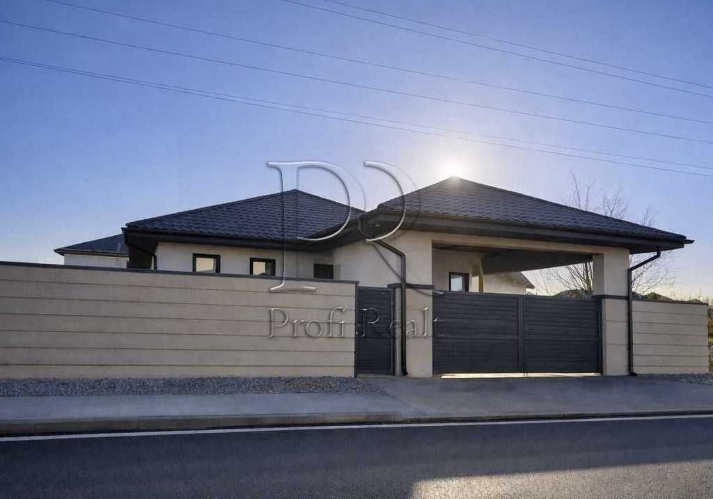 Продажа дома 235 м², Яблунева вулиця