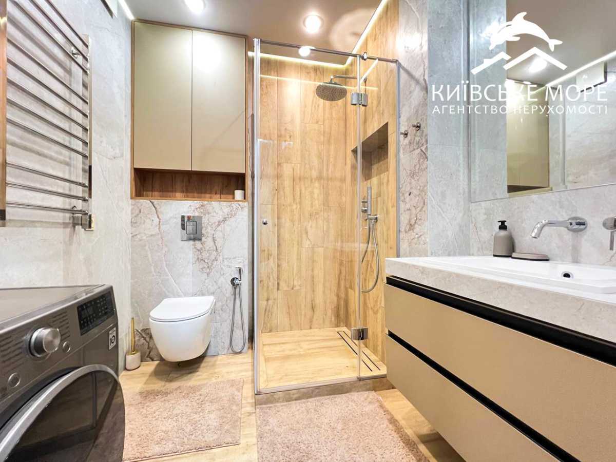 Оренда 1-кімнатної квартири 44 м², Воскресенська вул., 2В