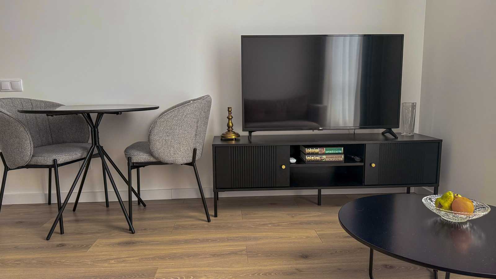 Продажа 1-комнатной квартиры 38 м², Братьев Зеровых ул., Шеметів, 7